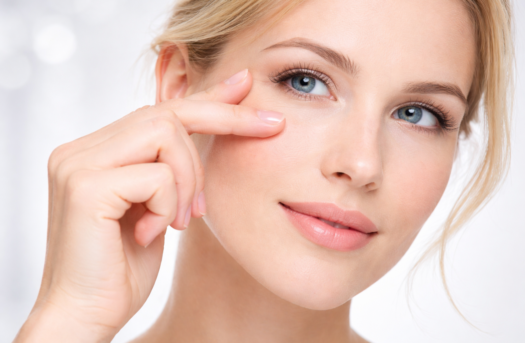 Безоперационное омоложение зоны вокруг глаз
